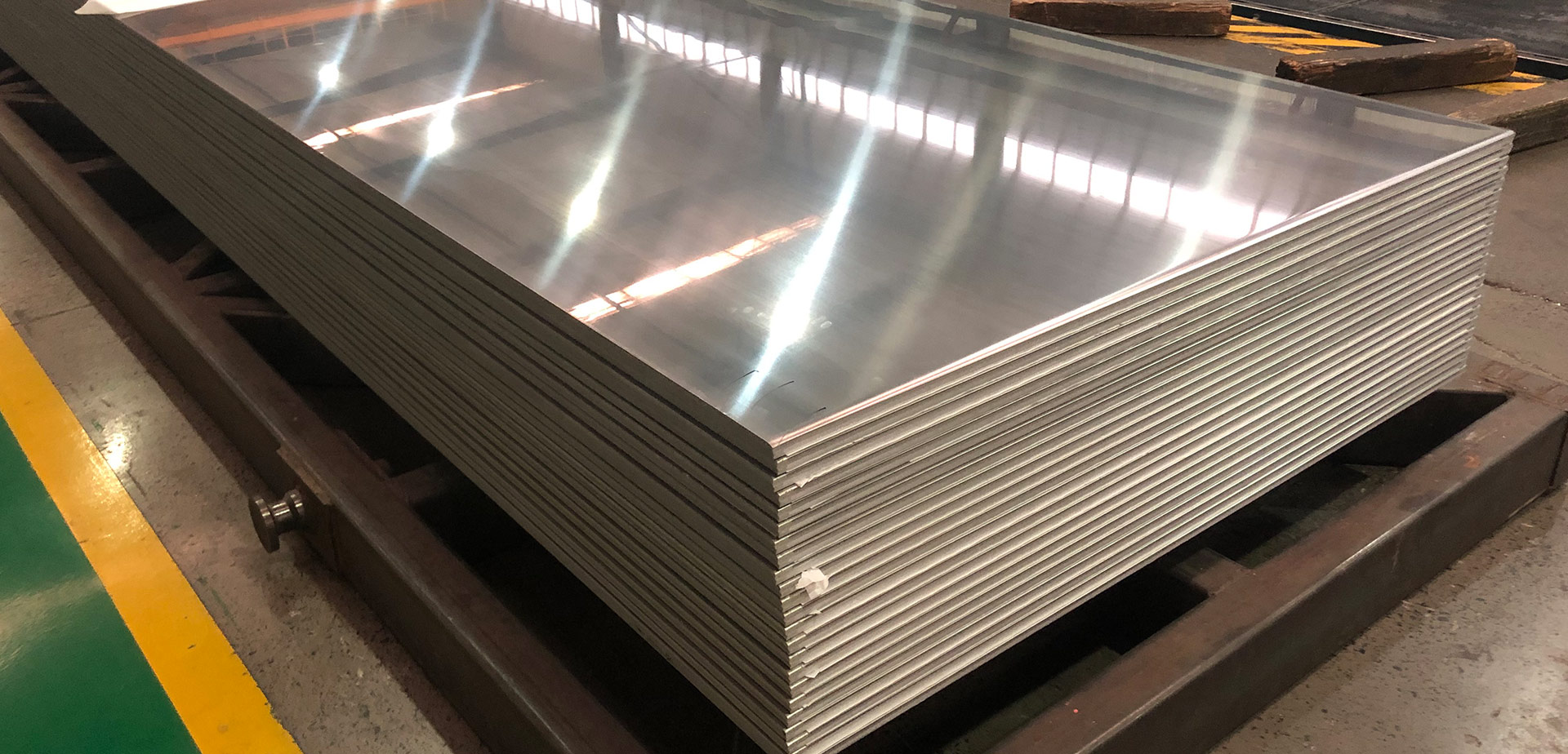 福建客戶采購(gòu)明泰5052船用鋁板，并給予高度稱(chēng)贊